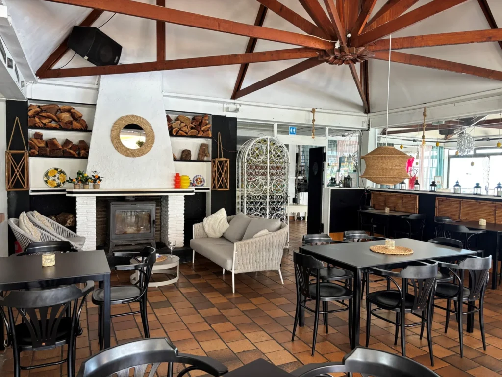 Restaurant et kiosque à Costa Natura